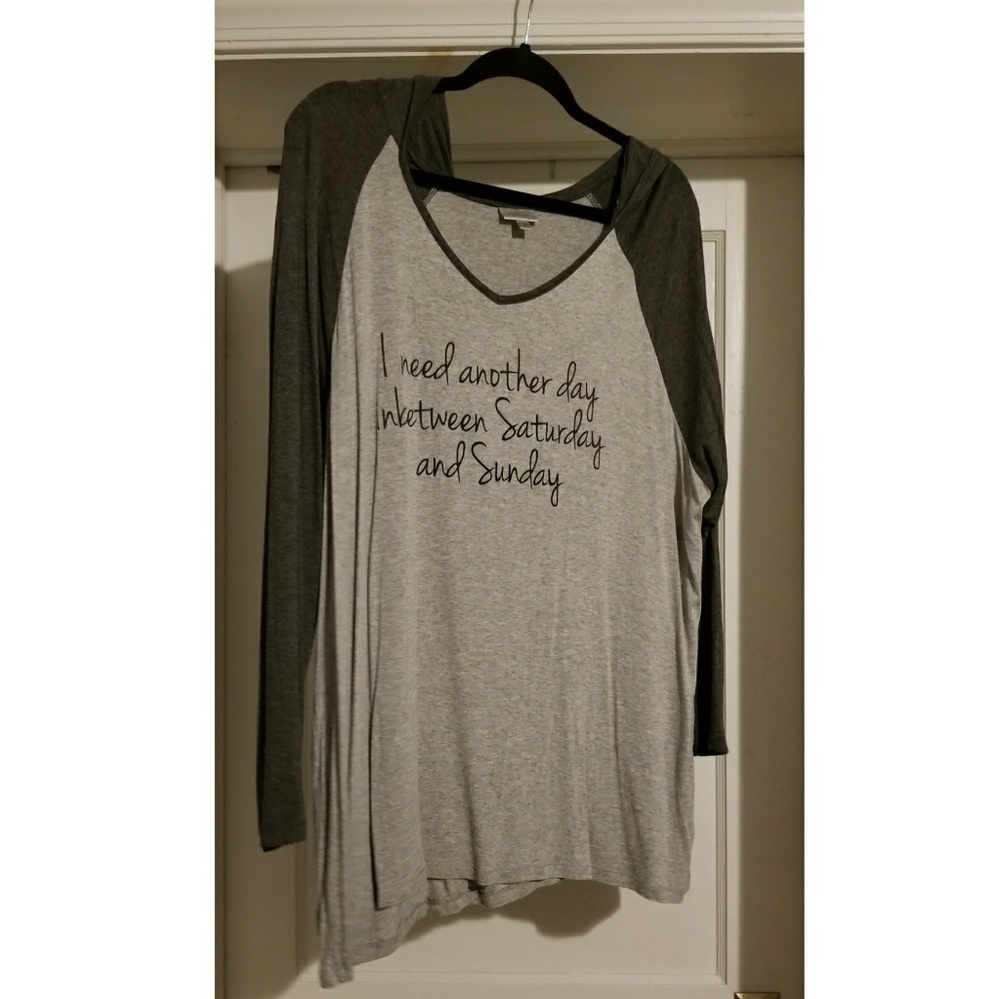 Avenue Hooded long sleeve shirt